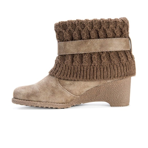 Muk Luks Deena Ankle Booties - NWT - Picture 3 of 7